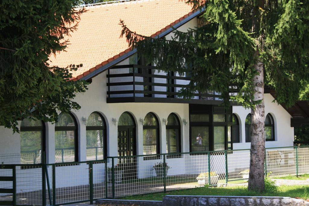 Apartment Licka Vodenica جوسيبدول الغرفة الصورة